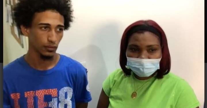 Mujer retira querella a joven que la atracó y le ofrece empleo