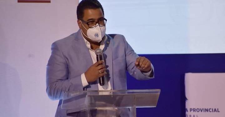 Senador Franklin Rodríguez presenta rendición de primer año de gestión; sometió 25 proyectos de ley y 39 resoluciones