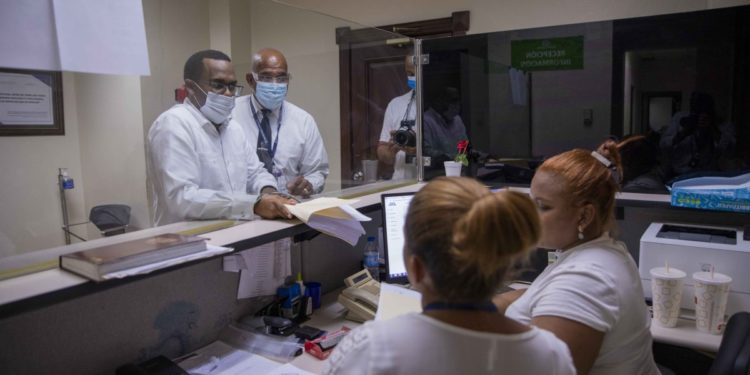 Ministerio Público solicita 18 meses de prisión para 21 de los arrestados en la Operación Falcón