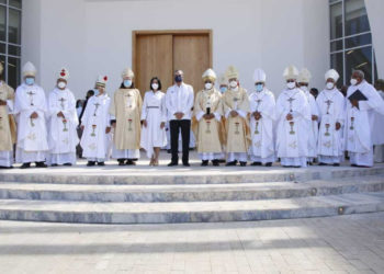 Presidente Abinader anuncia continuación de Santuario Cristo de los Milagros y rehabilitación de carreteras de Bayaguana