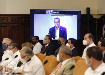 Abinader anuncia medidas en beneficio de dominicanos en NY