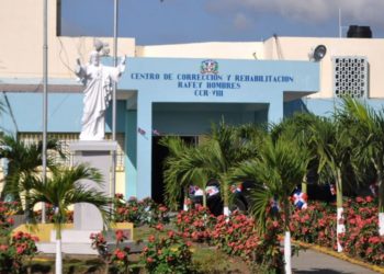 Cuatro heridos en riña entre internos de Rafey Hombres en Santiago