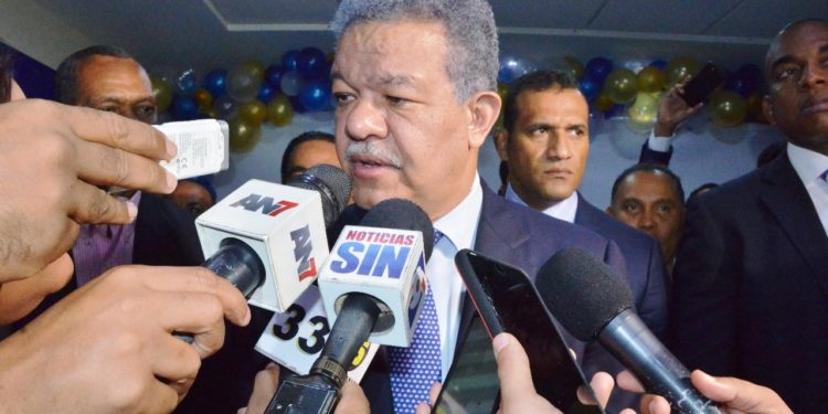Leonel Fernández reitera su oposición a una posible reforma constitucional en RD