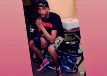 Hombre mata a su hermano de una estocada por un bombillo