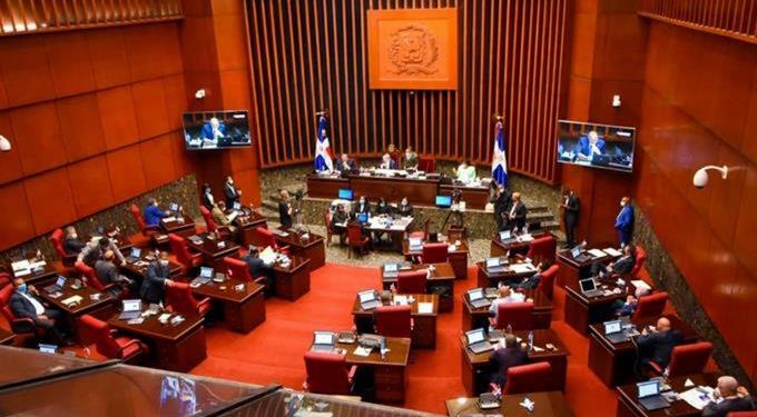 Senado aprueba proyectos que elimina exenciones impositivas