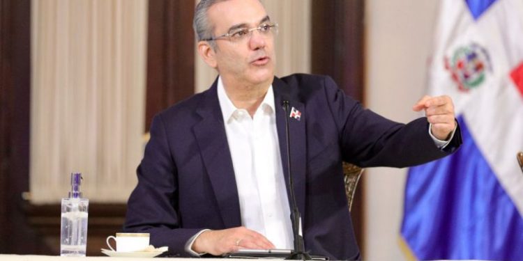 Presidente Luis Abinader comienza la transformación de la Policía Nacional y anuncia varias medidas