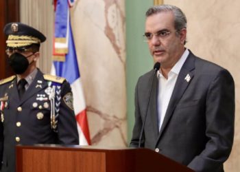 Abinader dará rueda de prensa junto a la Policía Nacional este domingo