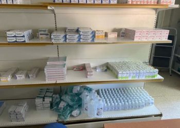 Tras denuncia, PromeseCal abastece de medicamentos la Farmacia del Pueblo en Yamasá