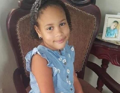 Niña de 7 años muere de un disparo durante enfrentamiento por un punto de drogas en Moca