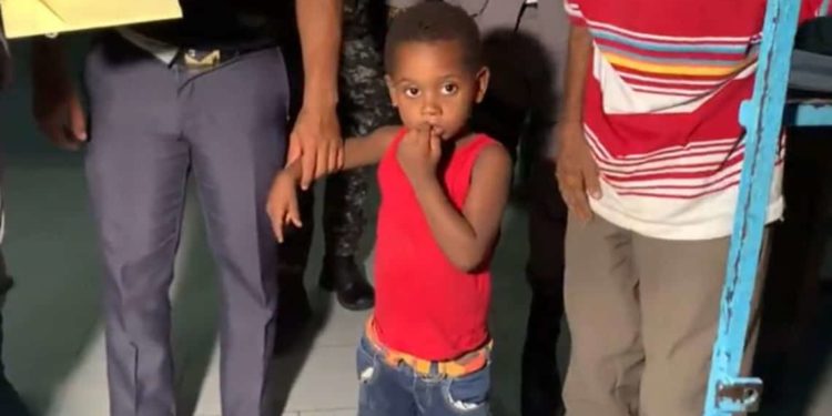 Llevan a Hogar Los Angelitos niño que tenía 2 semanas en un destacamento sin ser buscado por padres