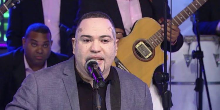 Muere el artista Manny Jhovanny en trágico accidente