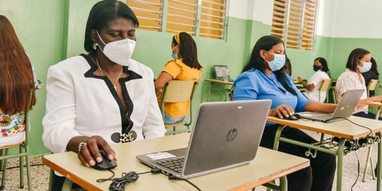 Anuncian la continuidad del concurso docente