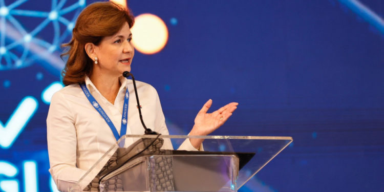 Vicepresidenta asegura el gobierno se mantiene vigilante ante nueva variante