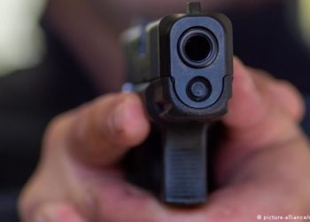 Hombre mata a otro por deuda de 100 pesos en Santiago