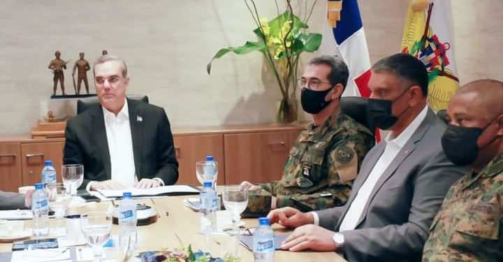 Gobierno ordena cierre del tránsito y comercio en la frontera con Haití