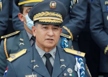 Director P.N anuncia defenderá buenas actuaciones de agentes bajo su mando; contrata equipo abogados civiles