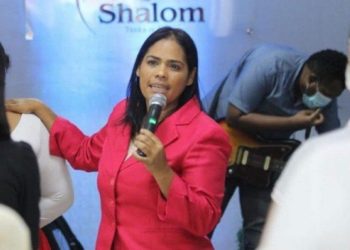 Pastora Rossy Guzmán desde la cárcel sigue cobrando a quienes le deben