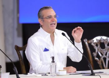 Abinader advierte no permitirá que bandas o sectores camuflajeados entren al país desde Haití