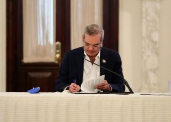 Presidente Abinader emite decreto