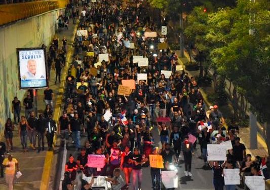 Anuncian protestas contra el Gobierno en Santiago y Moca