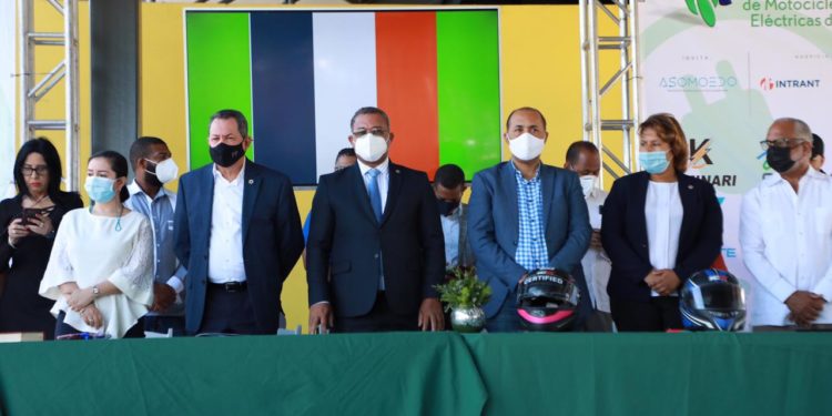 Porfirio Peralta: Promipyme financiará 40 mil motrocicletas eléctricas&nbsp;&nbsp; a motoconchistas, deliverys y mensajeros