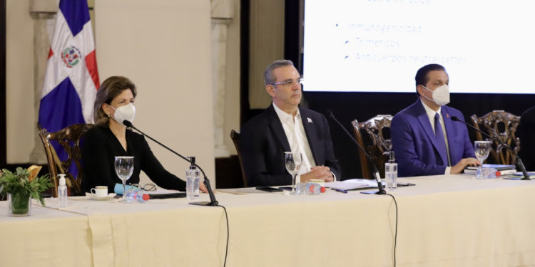 Presidente Abinader encabeza presentación del estudio HeteroVacRD