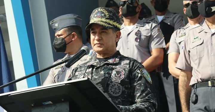 Then introduce cambios y nuevas designaciones en 16 direcciones de mando preventivo, investigativo y de planificación de la PN