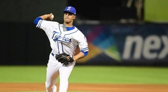 Licey propina tercera derrota seguida a las Águilas en Round Robin