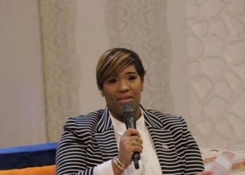 Abinader destituye ministra de la Juventud Luz del Alba Jiménez