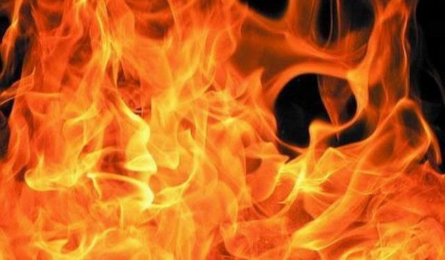 Una mujer y su nieto de un año mueren calcinados al incendiarse vivienda en La Zurza