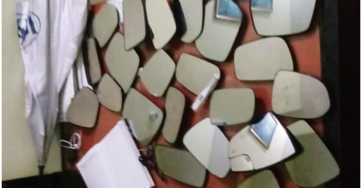 Miembros de Politur apresan hombre por robo de retrovisores en Ciudad Colonial