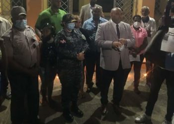 Realizan encendido de velas en demanda de fiesta cultural de palo en Monte Plata