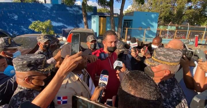 Alexis Villalona Pide perdón; dice agresión a Santa Arias “fue un error”