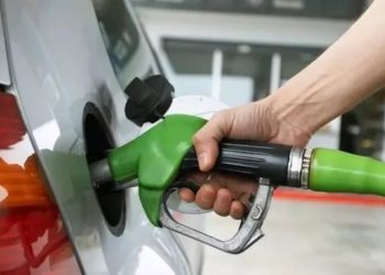 Ministerio de Industria y Comercio vuelve a subir el precio de los combustibles