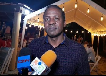 Dr. Rafael González realiza encuentro con comunicadores y da a conocer sus aspiraciones a la senaduría de Monte Plata