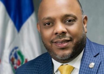 Diputado Luis Henríquez muestra preocupación por alza de la economía en el país