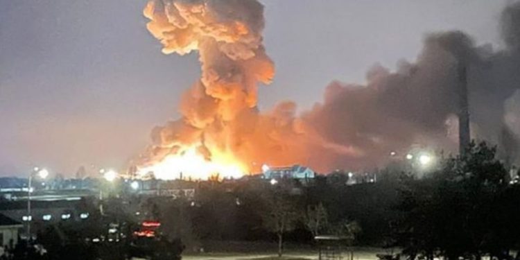 Ucrania confirma 40 soldados y 10 civiles muertos tras las primeras horas del ataque ruso