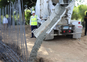 Con inversión de RD$1,750 millones, presidente Abinader inicia construcción de verja perimetral en la frontera con Haití