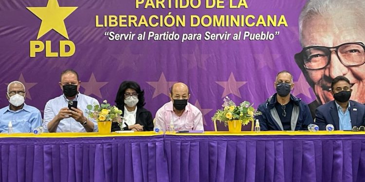 El descontento de la población con el PRM y la alta valoración del Gobierno peledeísta, preparan el escenario para nuevos triunfos del PLD, declaró Temístocles Montás