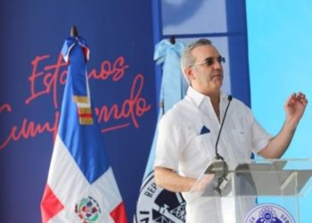 Presidente Abinader: «Si yo tuviera un Petrocaribe los combustibles estarían más baratos»
