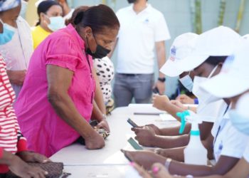 Más de tres mil personas en Herrera se benefician de jornada de inclusión social de Propeep