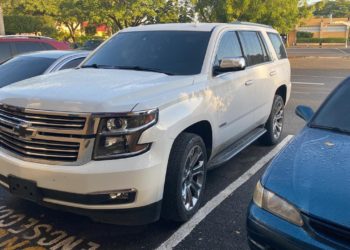 Desconocidos tirotean agentes DNCD custodiaban Dealer bajo el control de la PGR