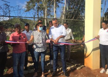 Alcaldía de Bayaguana deja inaugurado un mini acueducto en Pilancon