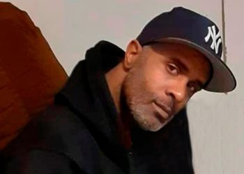 Asesinan de cinco balazos en la espalda un dominicano esquizofrénico en una intersección en El Bronx