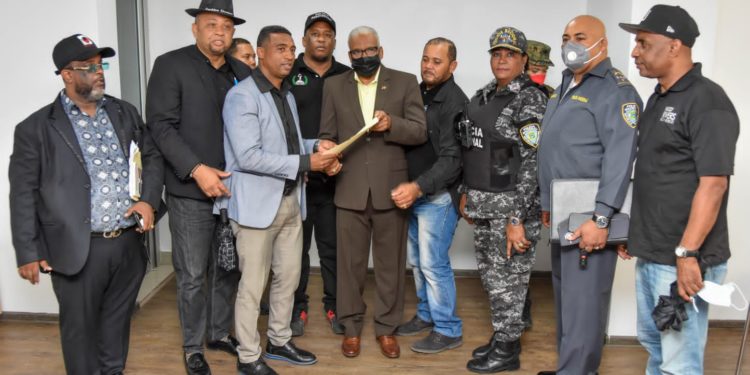 Director Pensiones tramitará presidente Abinader Comunicación pensionados Fuerzas Armadas y PN