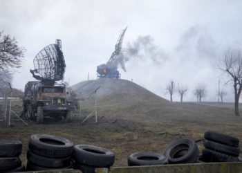 Ministro de salud de Ucrania: 57 ucranianos muertos en invasión
