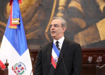 Gobierno entregará 300 mil nuevas tarjetas del programa Supérate