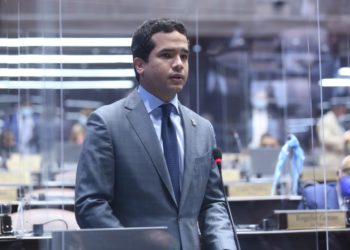 Omar Fernández dice FP estudiará proyectos de hidrocarburos y contrataciones públicas