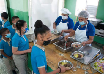 Desde hoy estudiantes no recibirán el almuerzo escolar