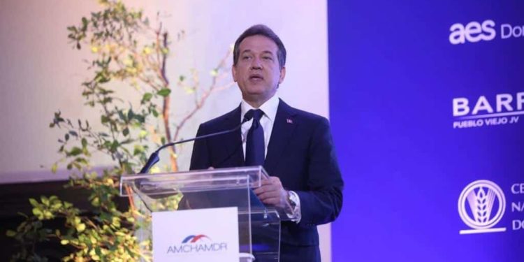 Ito Bisonó dice el tema de los combustibles no es nada fácil